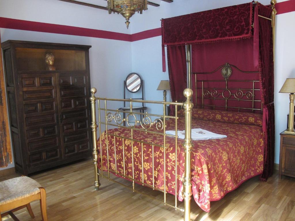 Casa Rural Cuatro De Oros Santa Cruz de la Zarza Luaran gambar